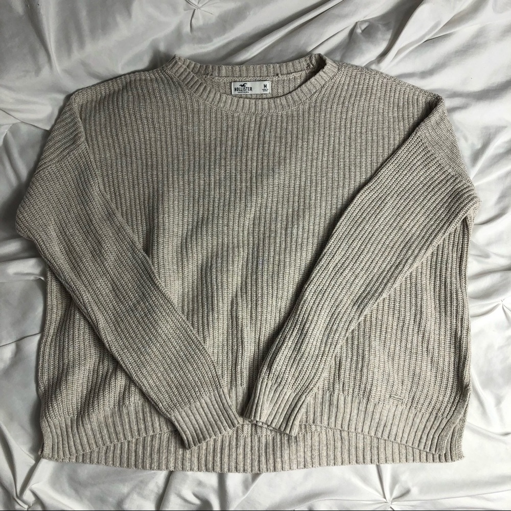 Hollister sweater